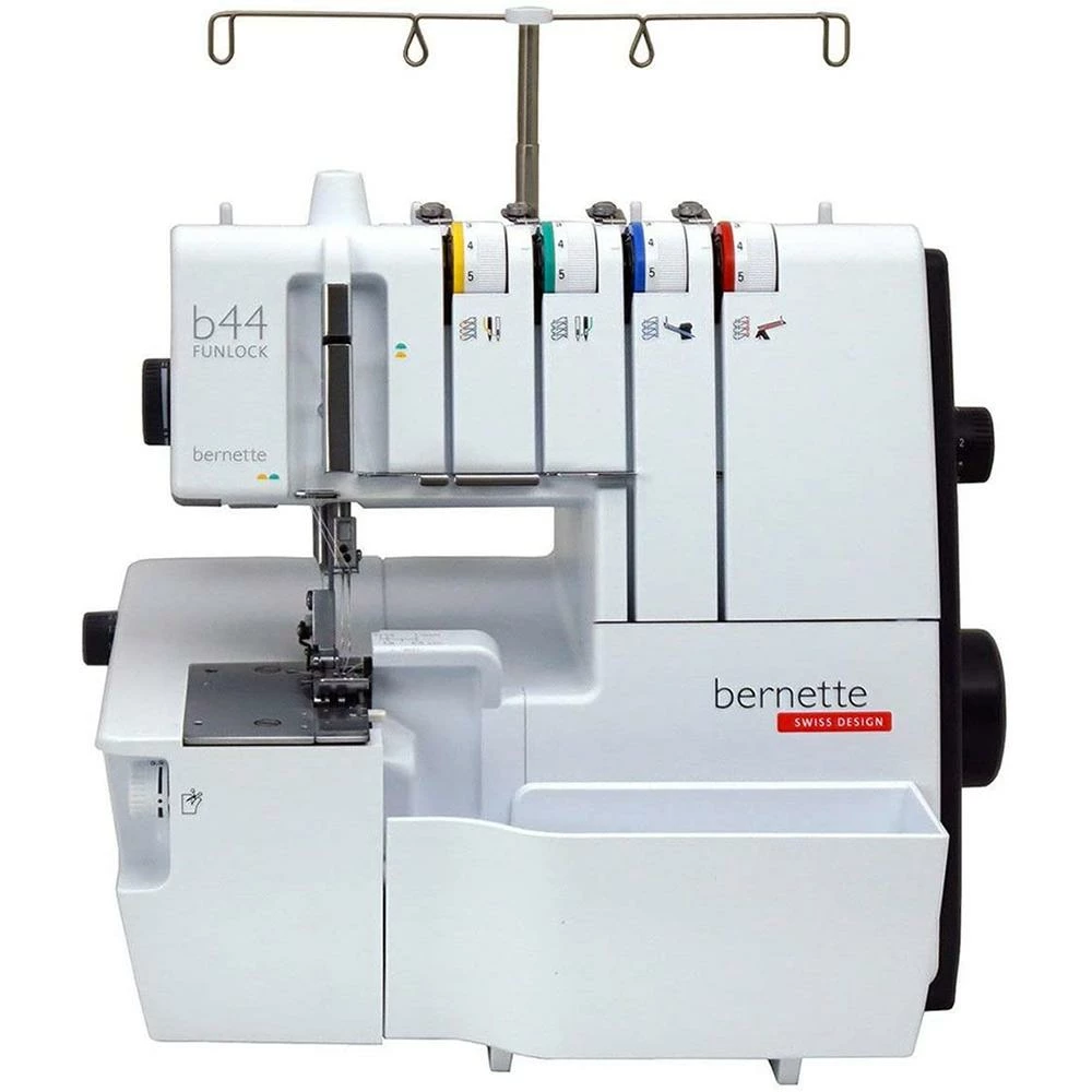 Bernette Funlock B44 Overlocker 1 Bernette Funlock B44 Overlocker