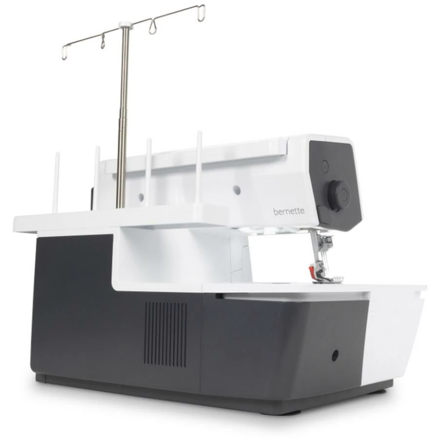Bernette Airlock B62 Overlock Serger Machine 3 Bernette Airlock B62 Overlock Serger Machine - Image 3