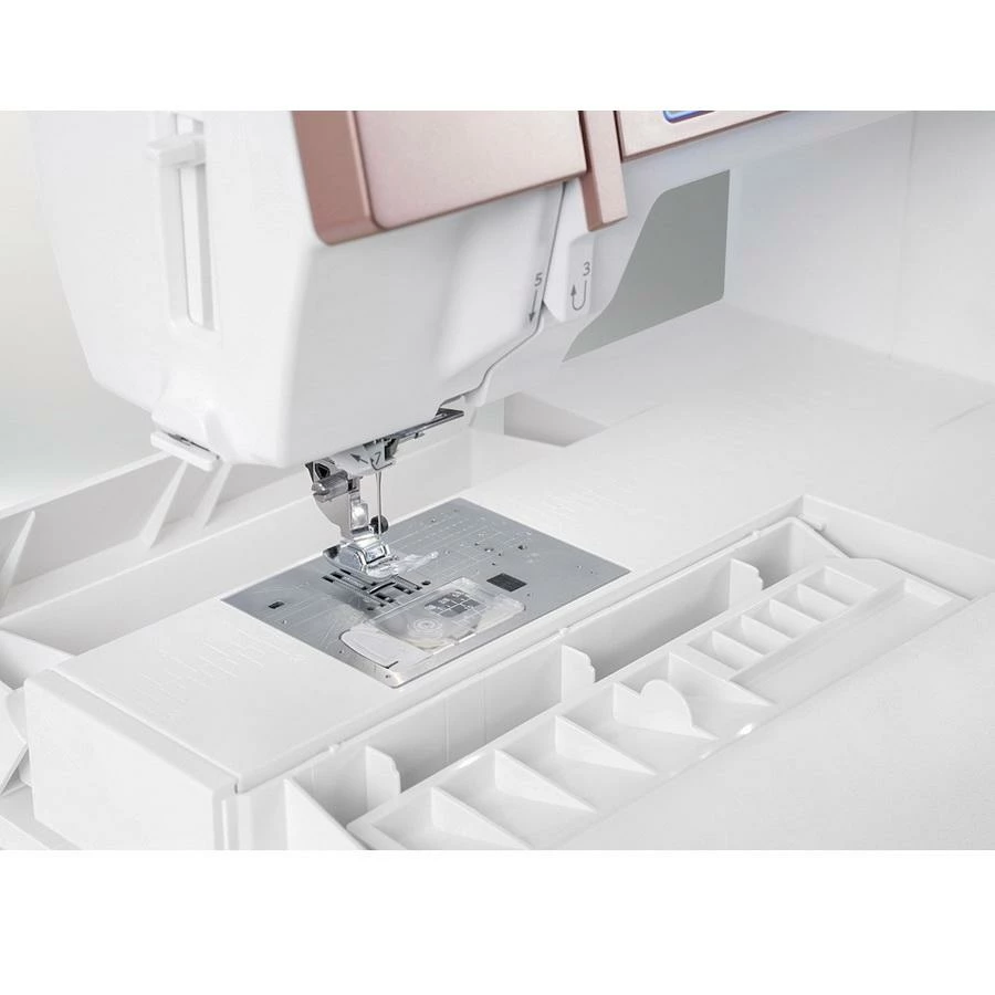 Janome Horizon Memory Craft 9410QC Sewing And Quilting Machine 5 Janome Horizon Memory Craft 9410QC Sewing And Quilting Machine - Image 5