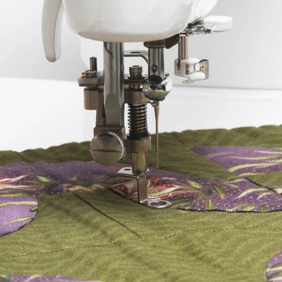 Juki TL-2000Qi Long Arm, Grace 8ft Continuum II Quilting Frame & Speed Control 19 Juki TL-2000Qi Long Arm, Grace 8ft Continuum II Quilting Frame & Speed Control - Image 19